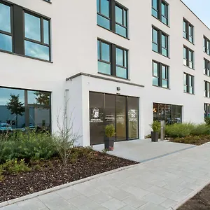 Hotel Super 8 By Wyndham Munich City North